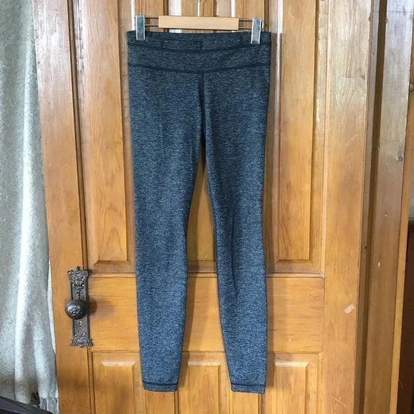 UNDER  ARMOUR Fitted Leggings - Picture 5 of 10